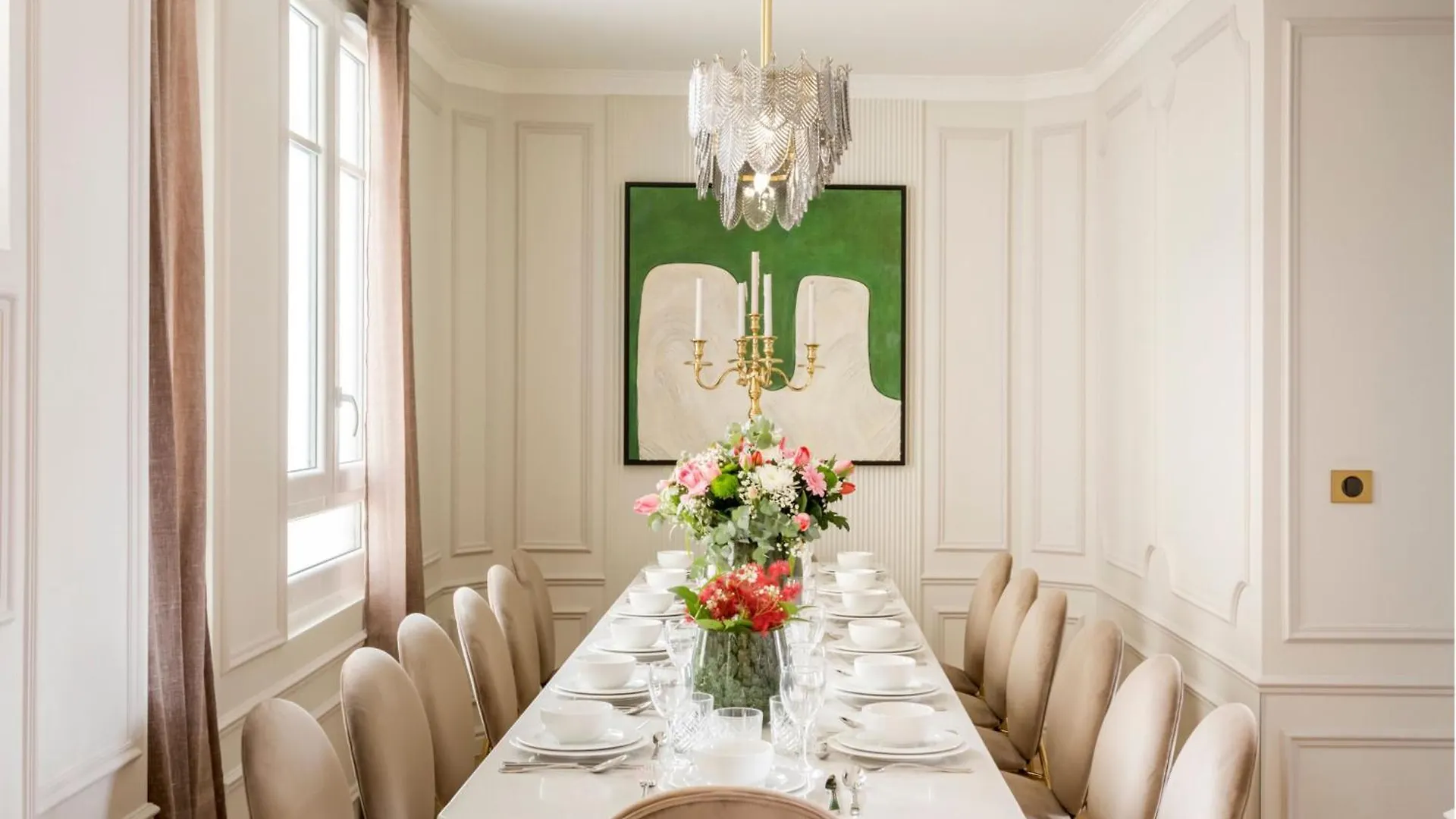 Apartment Merveil Signature - Hoche - Eiffel Tower View Paris France